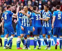 爱游戏手机版-布莱顿训练开放日,赛前状态回暖引欢呼,欧冠在即,球队文化再被提及的简单介绍