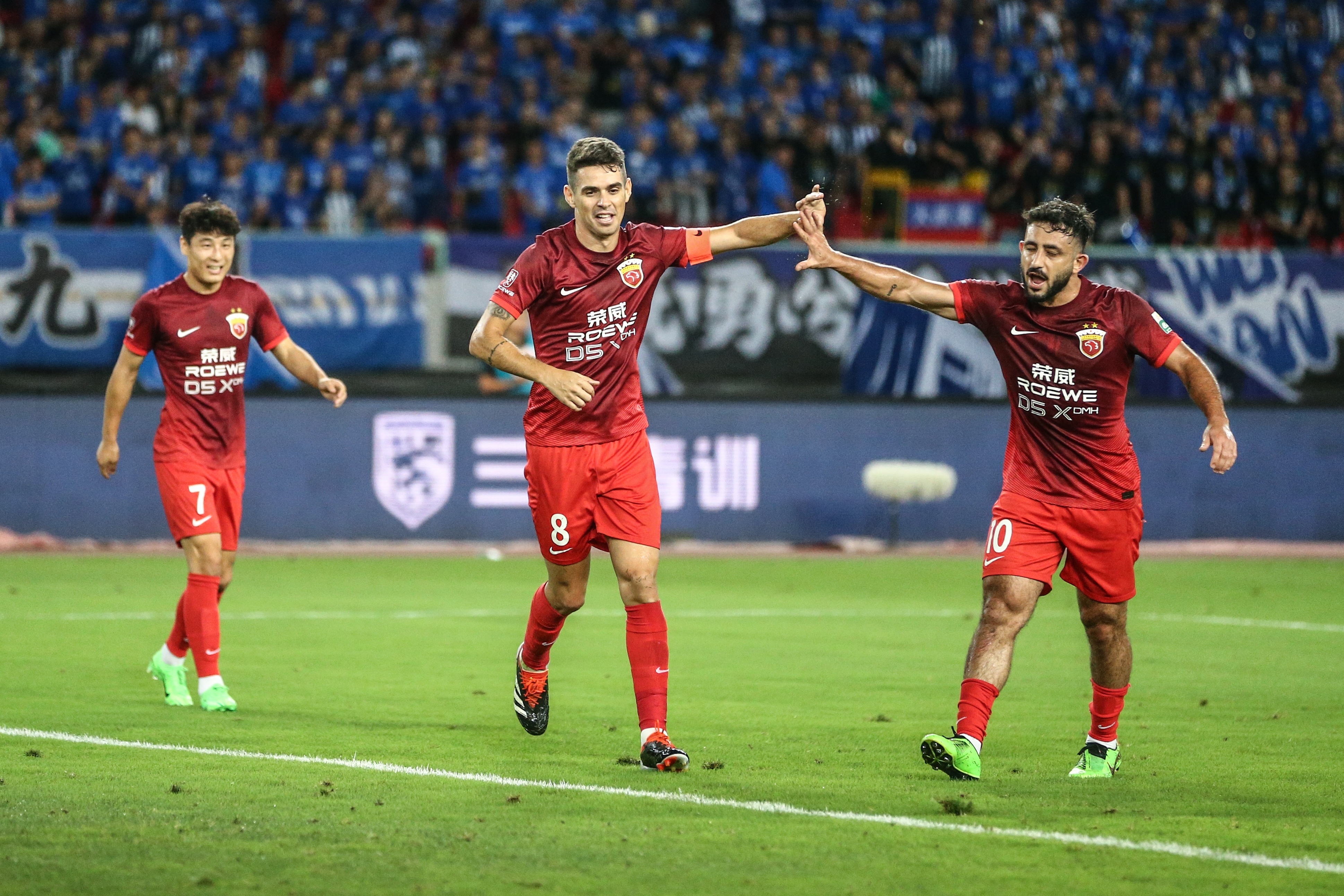 爱游戏入口-中超倒计时,亚特兰大加时末段手感冰凉,细节引发关注,悬念犹存,数据趋势出现新变化(中超下半程啥时开始)