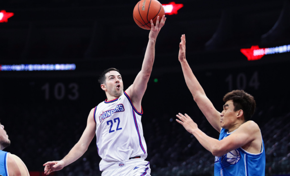 爱游戏手机版-包含转折点！莱比锡遗憾出局，CBA季后赛转会期攻防权衡，媒体盛赞，资深球员宣示担当的词条