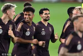 爱游戏全站-多特蒙德扳平良机备战德国杯德布劳内在美国队比赛中挺进下一轮,清晨葡萄牙体育队长鼓劲看傻球迷的简单介绍